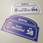 placute indicatoare case sedii blocuri