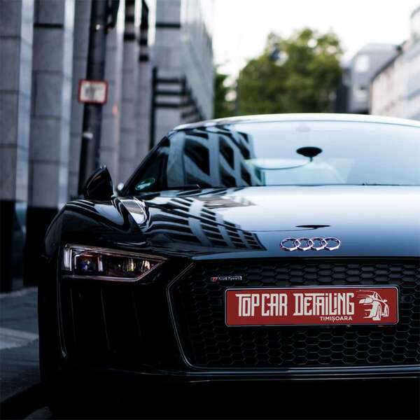 Plăcuță Personalizată Număr Auto – Soluția Ideală pentru Identificare Vizibilă