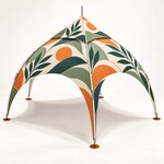 Cort Dome 5 × 5 m cu acoperiș personalizat verde, portocaliu și crem, simulare